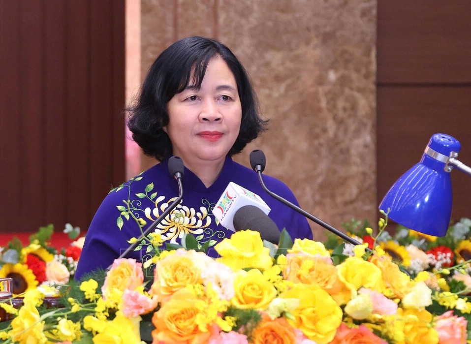 Bà Bùi Thị Minh Hoài, Ủy viên Bộ Chính trị, Bí thư Thành ủy,
Trưởng đoàn Đại biểu Quốc hội thành phố Hà Nội