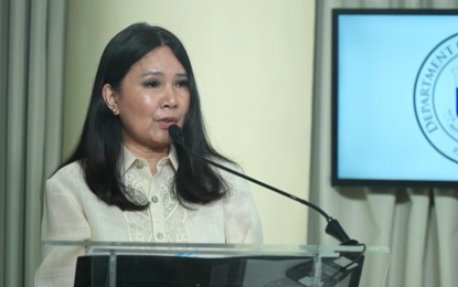 Người phát ngôn Bộ Ngoại giao Philippines Angelica Escalona họp báo hôm 24/10, trước khi Tổng thống Ferdinand R. Marcos Jr. tham dự Hội nghị Thượng đỉnh ASEAN lần thứ 47. Ảnh: PNA
