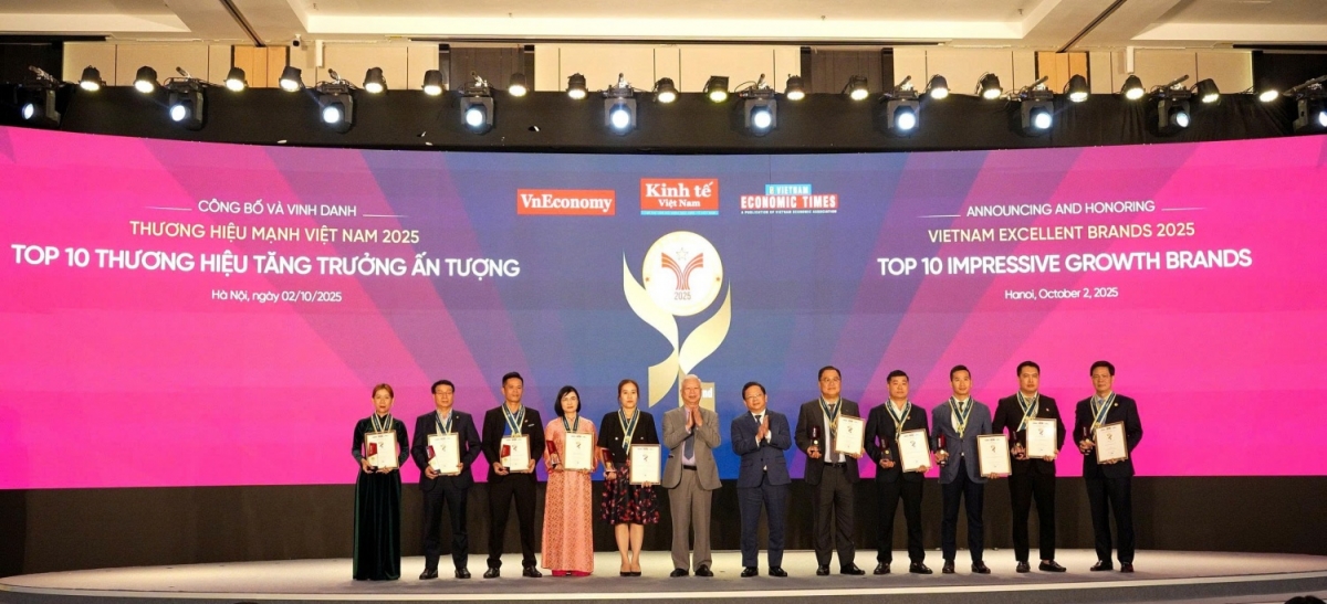 Hai doanh nghiệp phân bón - đơn vị thành viên của Petrovietnam có tên trong Top 10 Thương hiệu Tăng trưởng ấn tượng