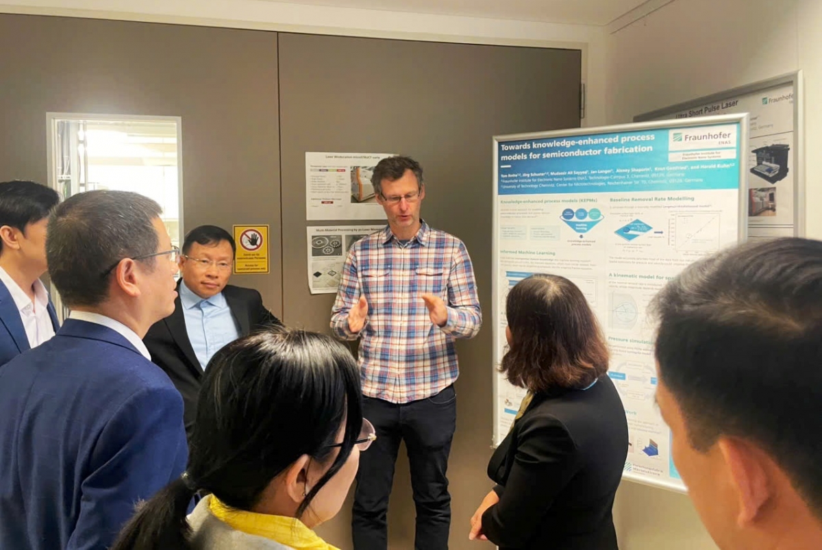 Đoàn công tác thành phố Đà Nẵng được mời đến thăm hệ thống cơ sở vật chất của Viện Fraunhofer