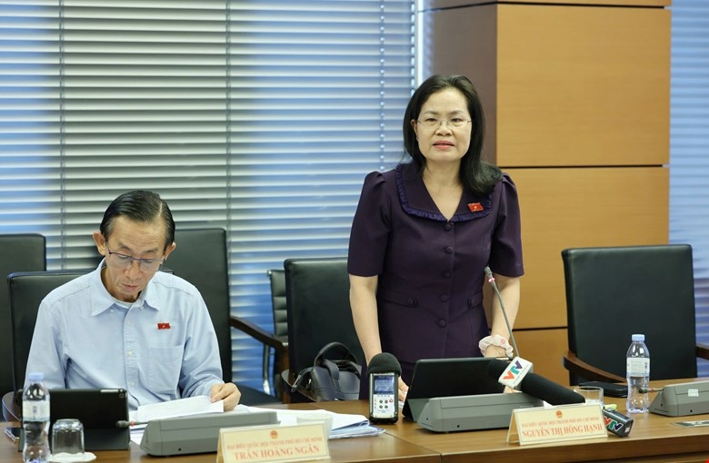 Đại biểu Nguyễn Thị Hồng Hạnh đánh giá, tình trạng nợ đọng văn bản chưa khắc phục triệt để nhưng được cải thiện hơn trước rất nhiều.