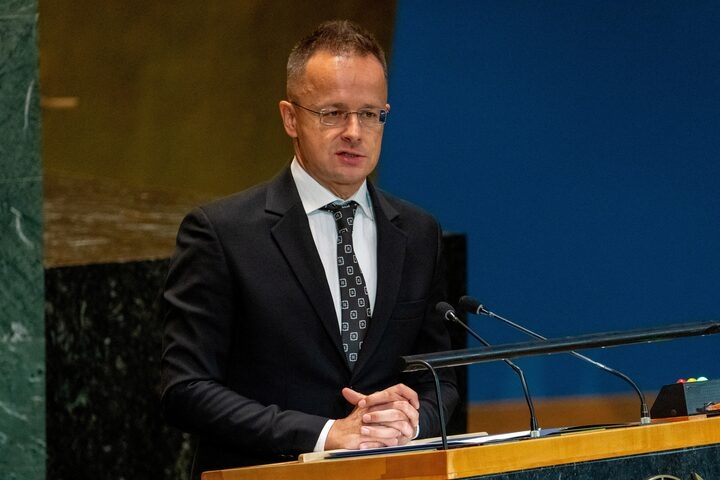 Bộ trưởng Ngoại giao và Thương mại Hungary Peter Szijjarto (Ảnh: Reuters)