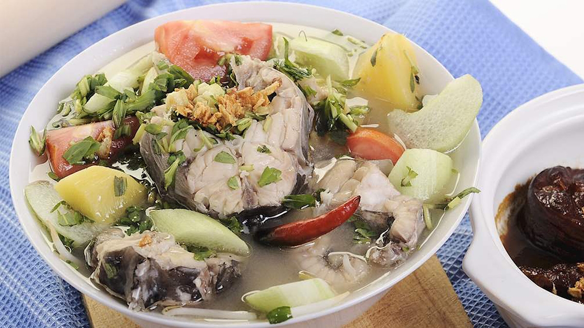 Món canh chua cá