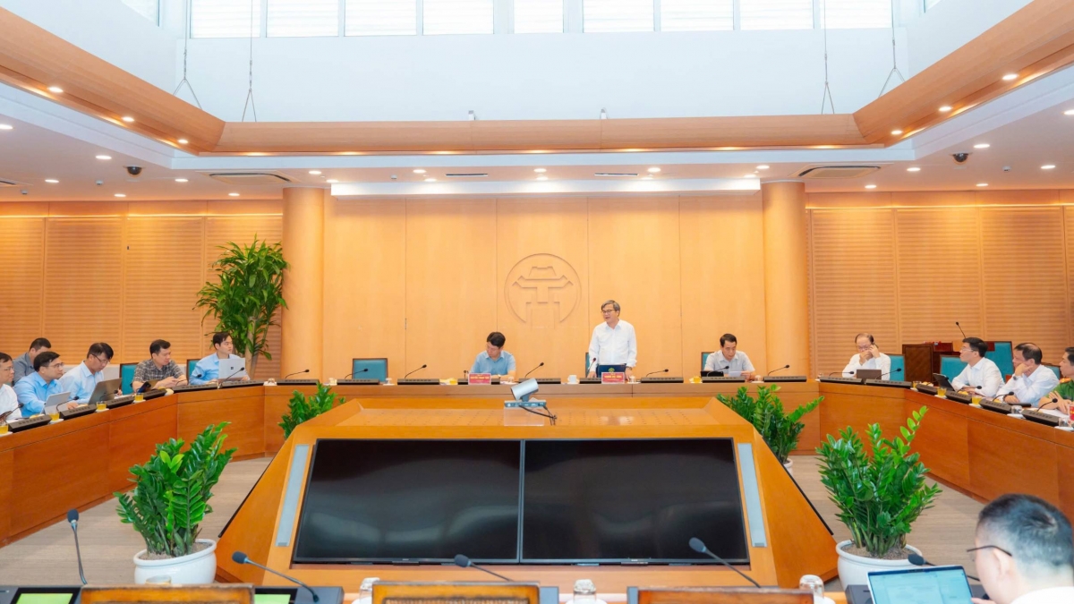 Toàn cảnh cuộc làm việc.