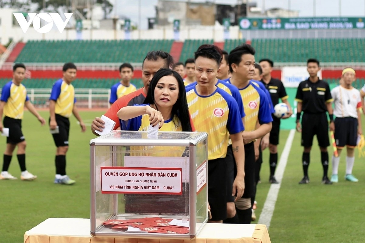 Nhiều hoạt động ủng hộ nhân dân Cuba diễn ra trên cả nước