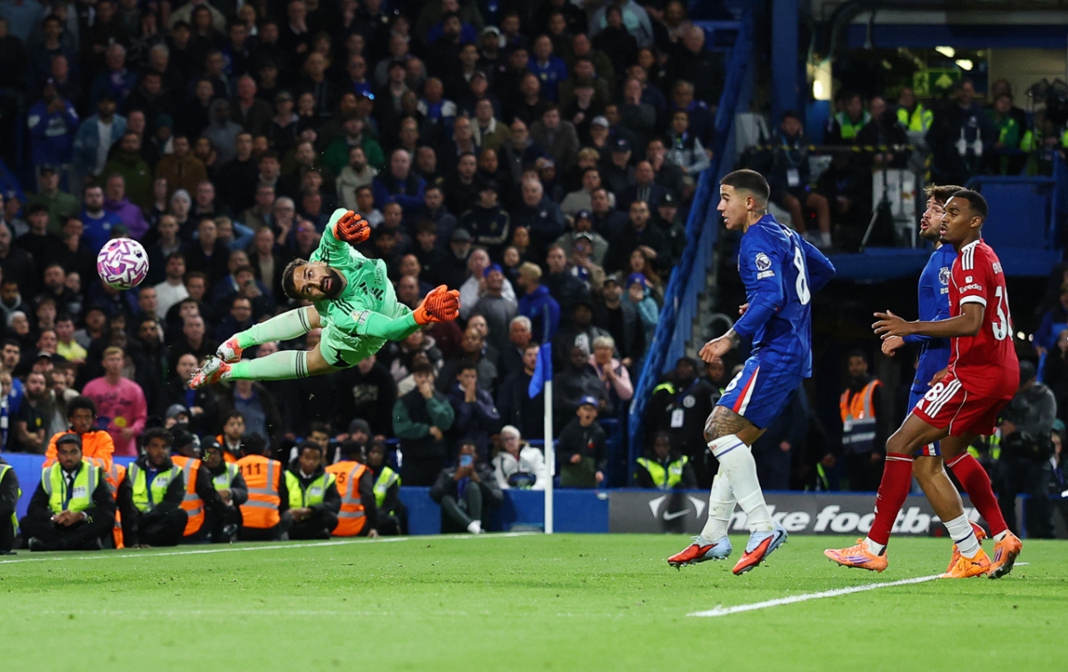 Thủ thành Mamardashvili đã có một ngày thi đấu xuất sắc (Ảnh: Reuters)