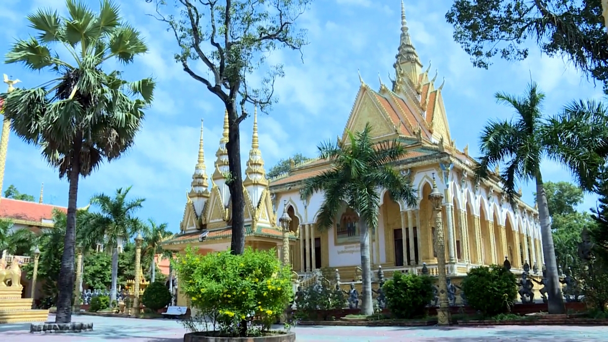 Chùa Phnô Đôn (còn gọi là chùa Cò)