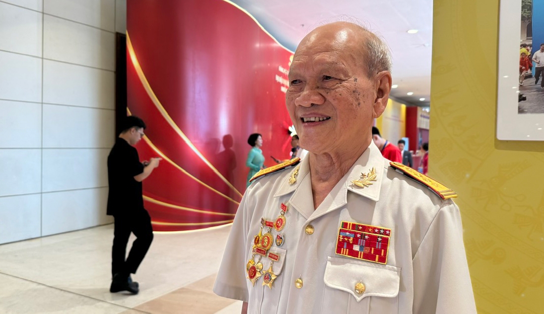 Đại biểu khách mời - ông Nguyễn Hữu Tài