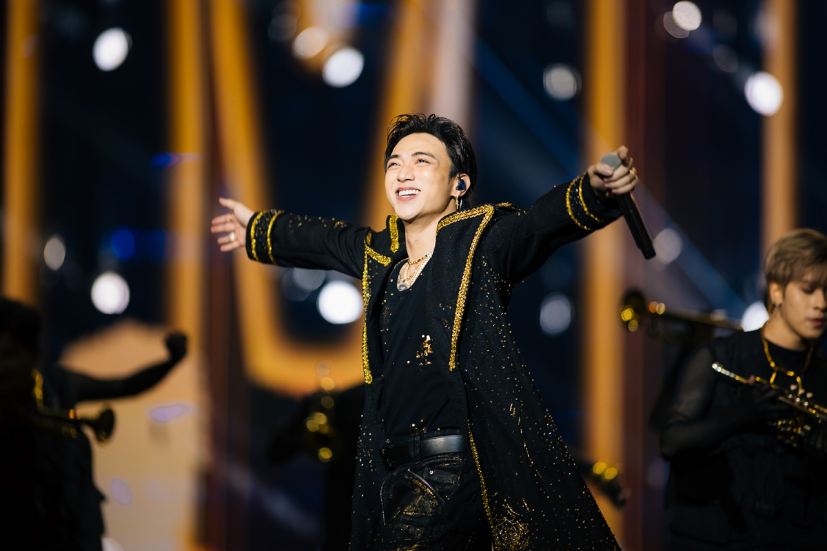 “Soobin live concert: all-rounder The Final”, đêm diễn tại TP.HCM được kỳ vọng sẽ còn bùng nổ hơn cả hai đêm ở Hà Nội.