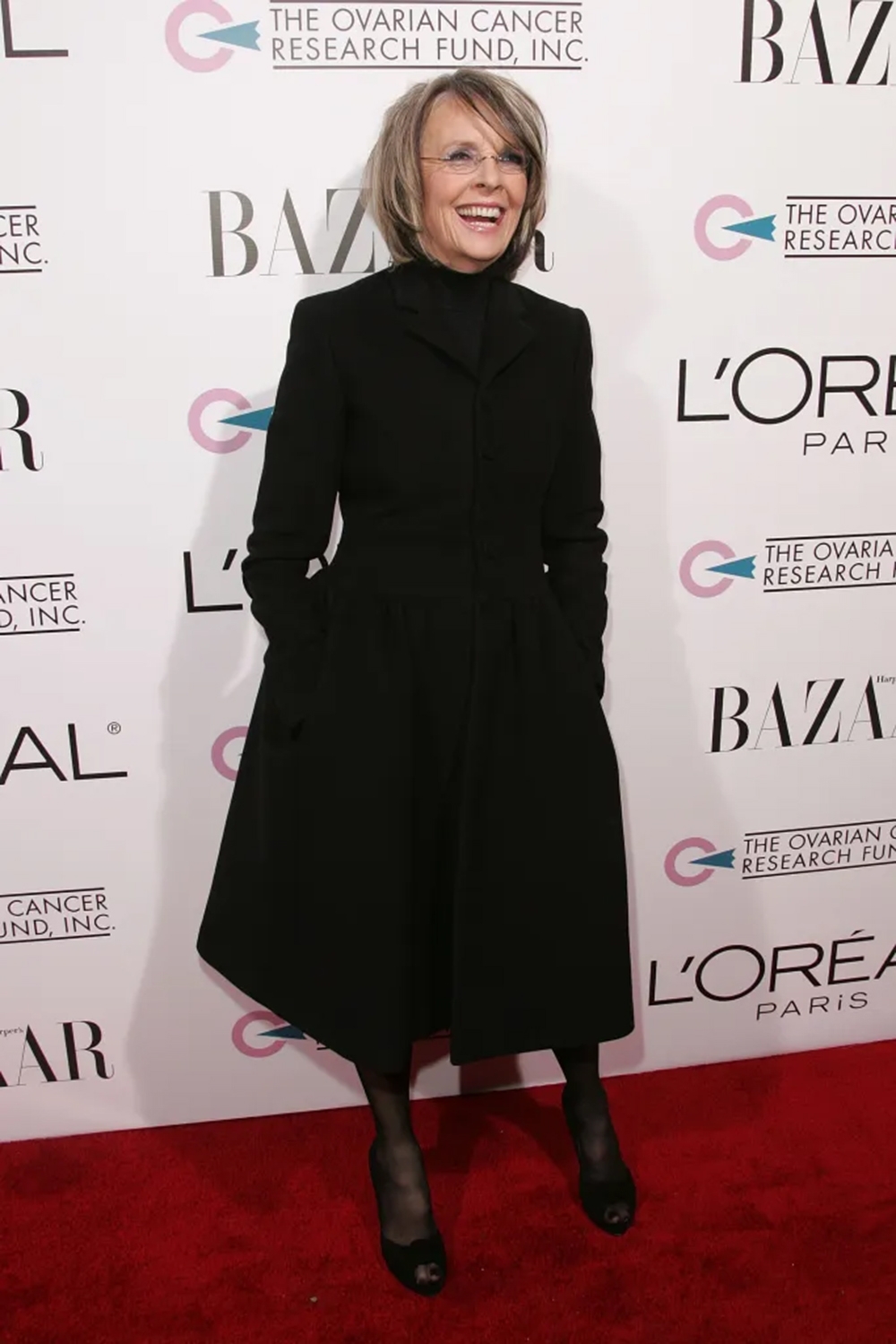 12: Diane Keaton đến dự sự kiện "Đêm hy vọng" của L'Oreal Paris nhằm gây quỹ cho Quỹ nghiên cứu ung thư buồng trứng tại Murano, LA ngày 7/11/2007. (Ảnh của Noel Vasquez/Getty Images)