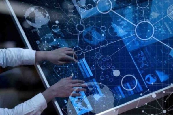 Chậm nhất đến ngày 31/12/2026, việc kết nối, chia sẻ dữ liệu bắt buộc giữa các cơ quan trong hệ thống chính trị được thực hiện thống nhất thông qua Nền tảng chia sẻ, điều phối dữ liệu.