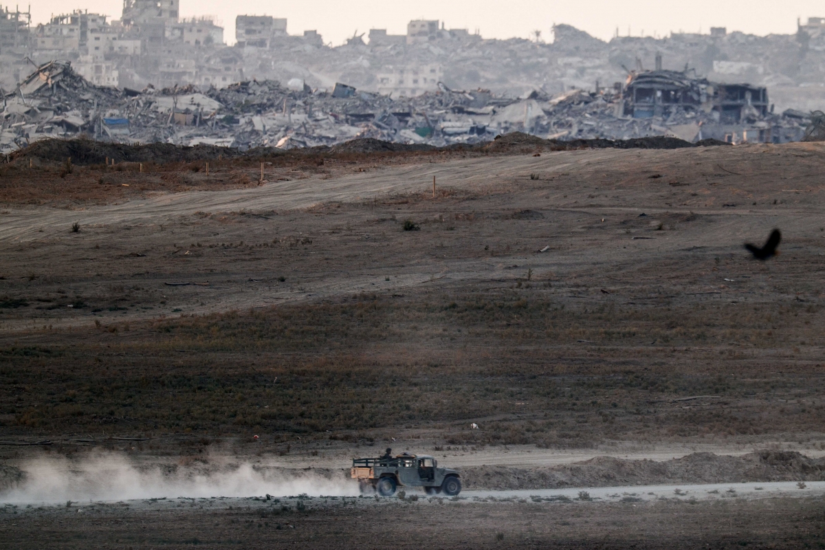 Khung cảnh hoang tàn tại Gaza chỉ vài giờ trước khi lệnh ngừng bắn được khôi phục. (Ảnh: Reuters)