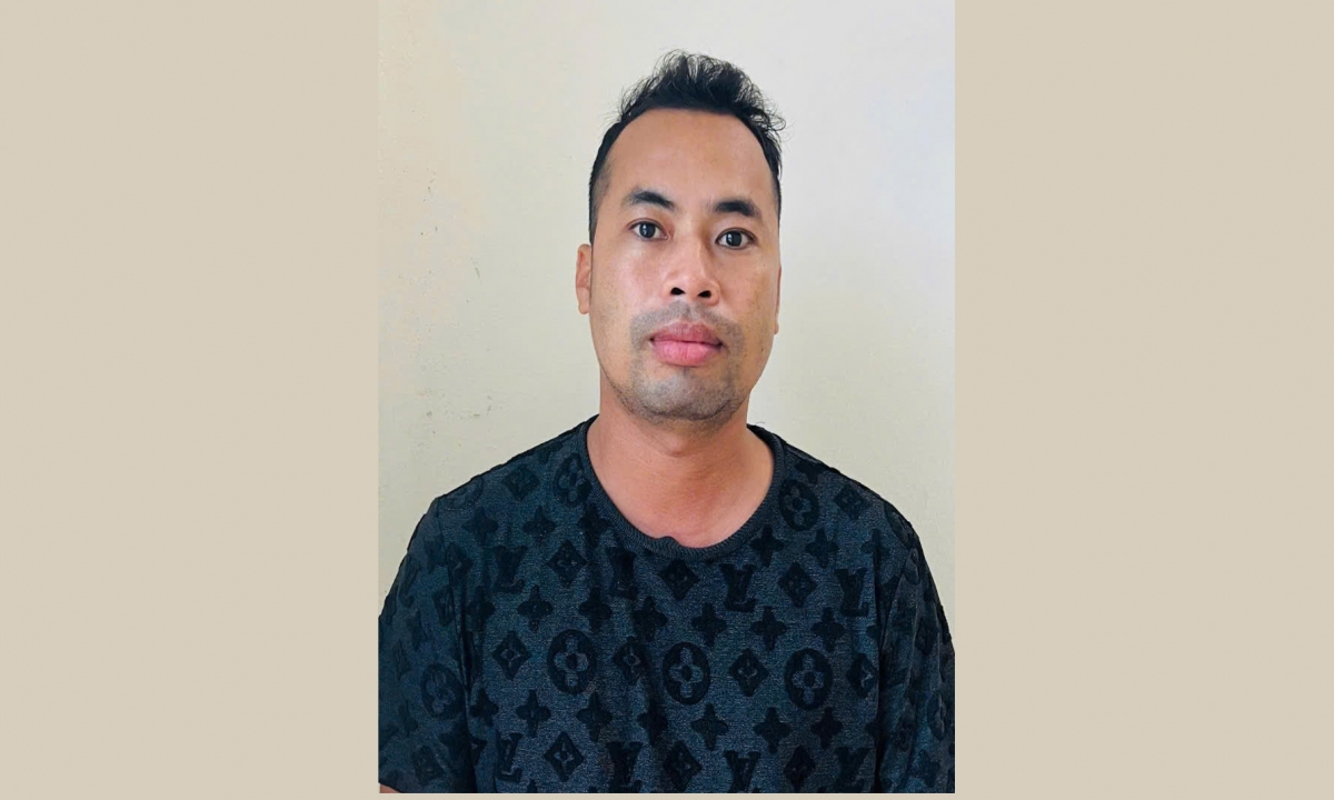 Giang Văn Tuyên tại cơ quan Công an