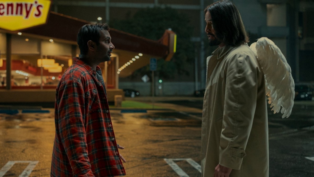 Aziz Ansari và Keanu Reeves trong phim "Good Fortune". (Ảnh: Lionsgate)