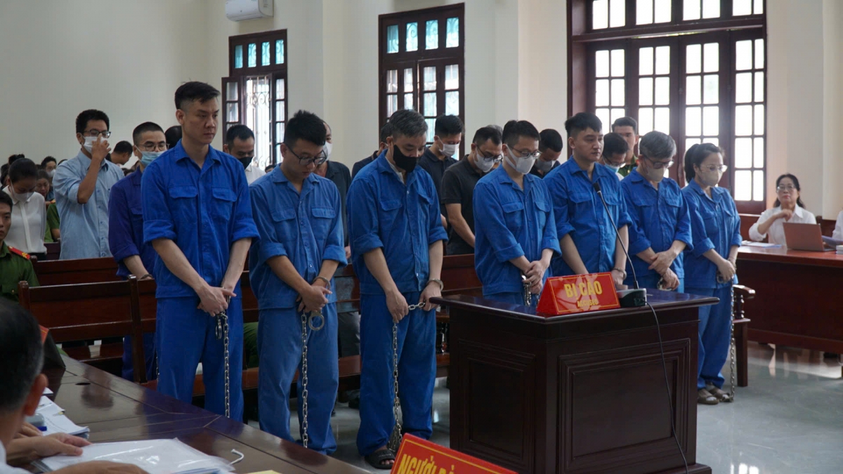 Các bị cáo tại phiên toà.