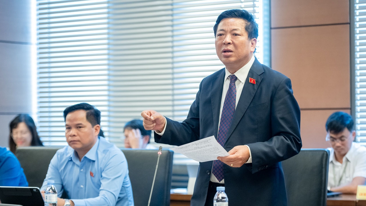 Bộ trưởng Bộ Xây dựng Trần Hồng Minh phát biểu