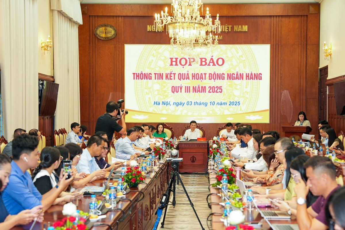 Sáng nay (3/10), NHNN tổ chức Họp báo thông tin kết quả hoạt động ngân hàng quý III/2025 dưới sự chủ trì của Phó Thống đốc Phạm Thanh Hà