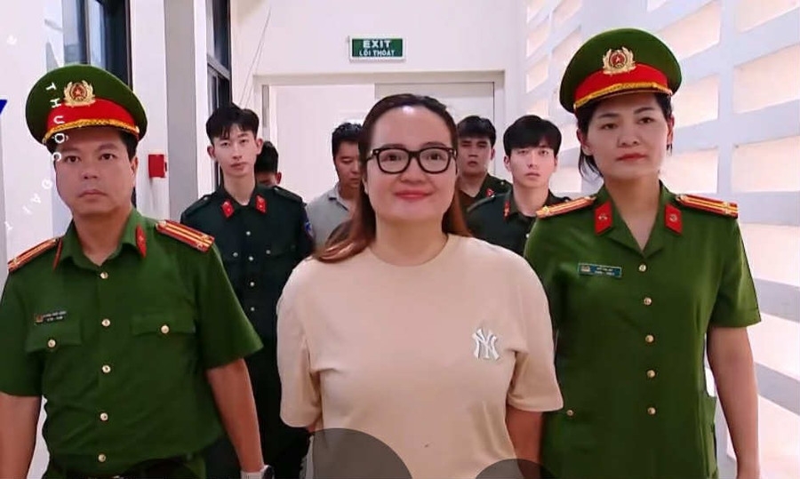 Hoàng Thị Hường bị khởi tố. Ảnh: VTV.