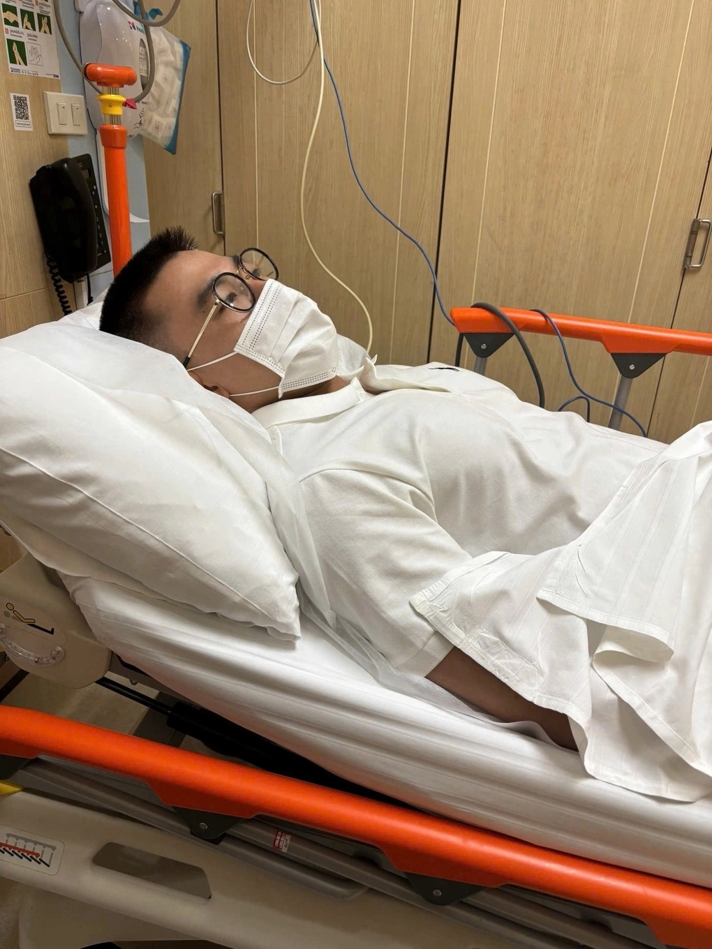 Trước chung kết Mister Global 2025, thí sinh Việt Nam Đoàn Công Vinh nhập viện ở Thái Lan vì sốt cao, nôn ói do ngộ độc thực phẩm.