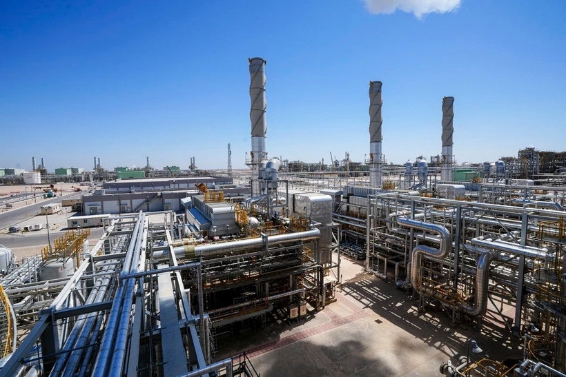 Một nhà máy lọc dầu tại Karbala, Iraq. (Nguồn: AFP/TTXVN)