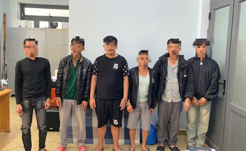 Nhóm đối tượng bị Công an tỉnh Lâm Đồng tạm giữ.