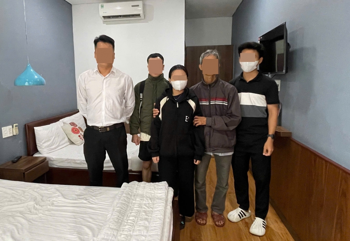 Nạn nhân L.T.A.Ng được lực lượng công an giải cứu thành công sau khi bị các đối tượng "bắt cóc online"