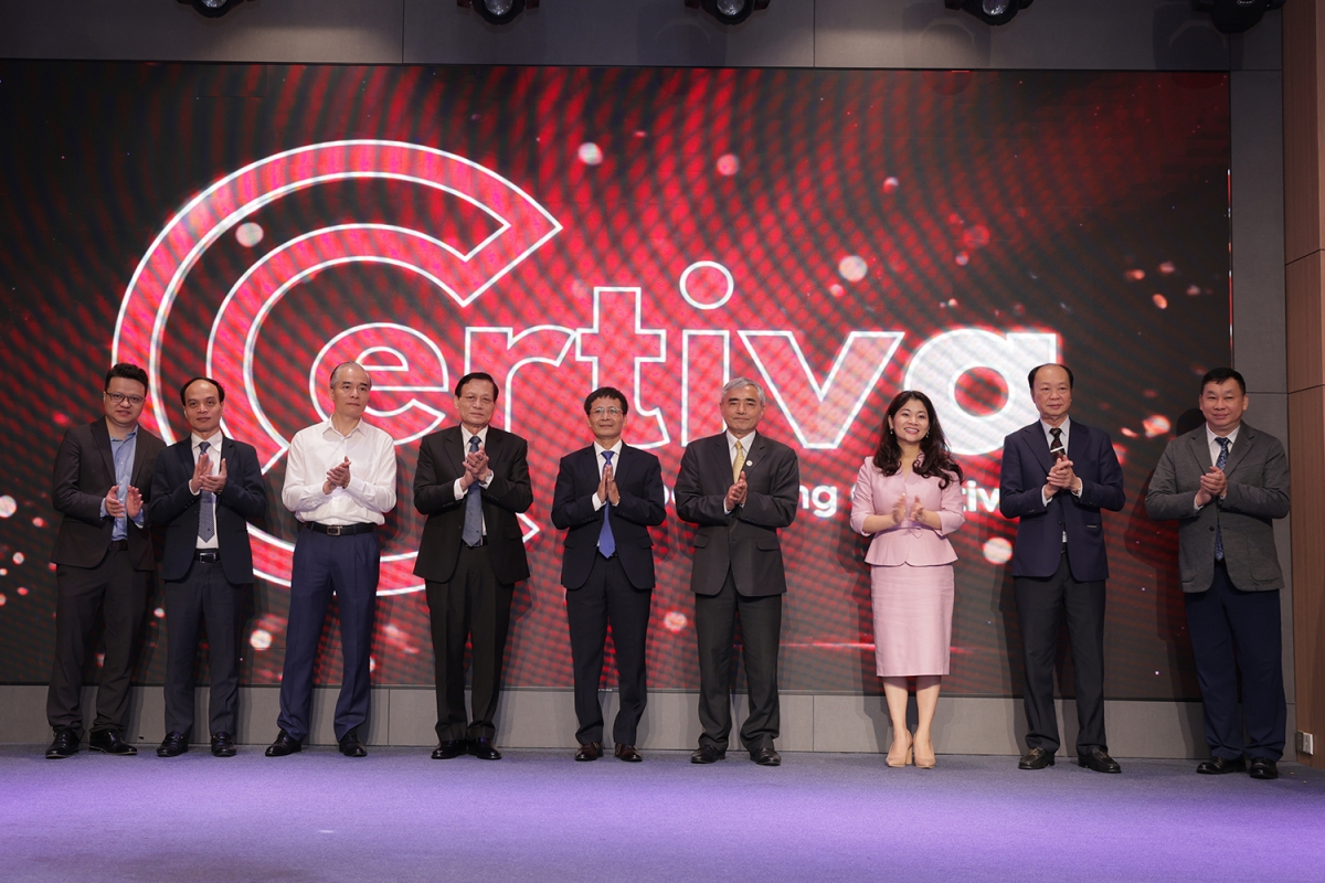 Hiệp hội Sáng tạo và Bản quyền tác giả Việt Nam (VCCA) chính thức ra mắt nền tảng Certiva – Công bố sáng tạo và Bảo vệ bản quyền số, nhằm hỗ trợ tác giả, nghệ sĩ và nhà sản xuất chủ động tự bảo vệ quyền lợi hợp pháp của mình.