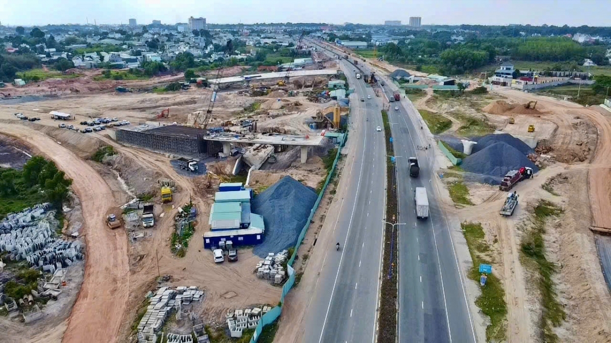 Phấn đấu đến ngày 30/6/2026 thông xe toàn bộ dự án vành đai 3 Thành phố Hồ Chí Minh. Ảnh: Baochinhphu.