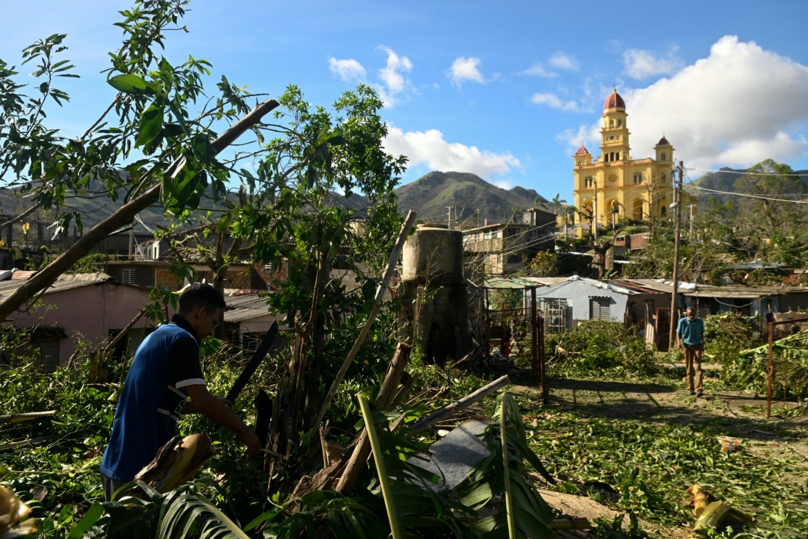 Một khu vực tại El Cobre (Santiago de Cuba, Cuba) chịu thiệt hại do bão Melissa. Nguồn: Reuters