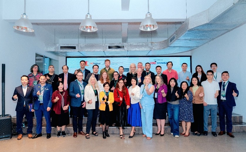 Đại diện các đơn vị Australia tham gia Tọa đàm