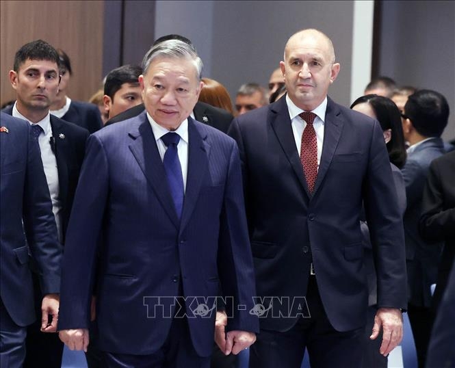Tổng Bí thư Tô Lâm và Tổng thống Rumen Radev đến dự Diễn đàn Doanh nghiệp Việt Nam- Bulgaria