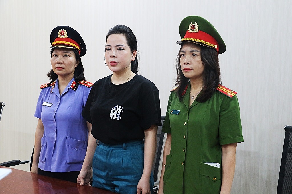 Đối tượng Phùng Thị Thu Hiền tại Cơ quan Công an. Ảnh: Phạm Thủy.