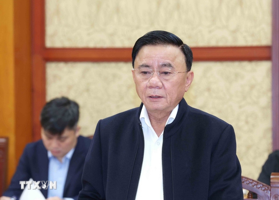 Thường trực Ban Bí thư Trần Cẩm Tú, Trưởng Tiểu ban Tổ chức phục vụ Đại hội XIV của Đảng chủ trì họp Tiểu ban để rà soát tình hình triển khai công tác tổ chức phục vụ Đại hội XIV. (Ảnh: TTXVN)