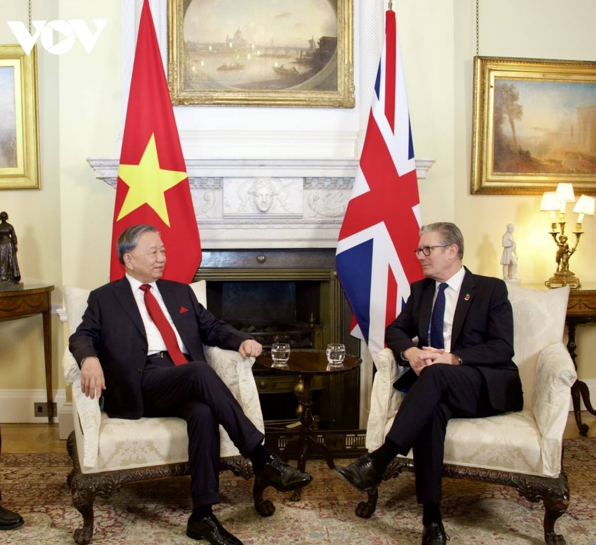 Tổng Bí thư Tô Lâm và Thủ tướng Anh Keir Starmer.