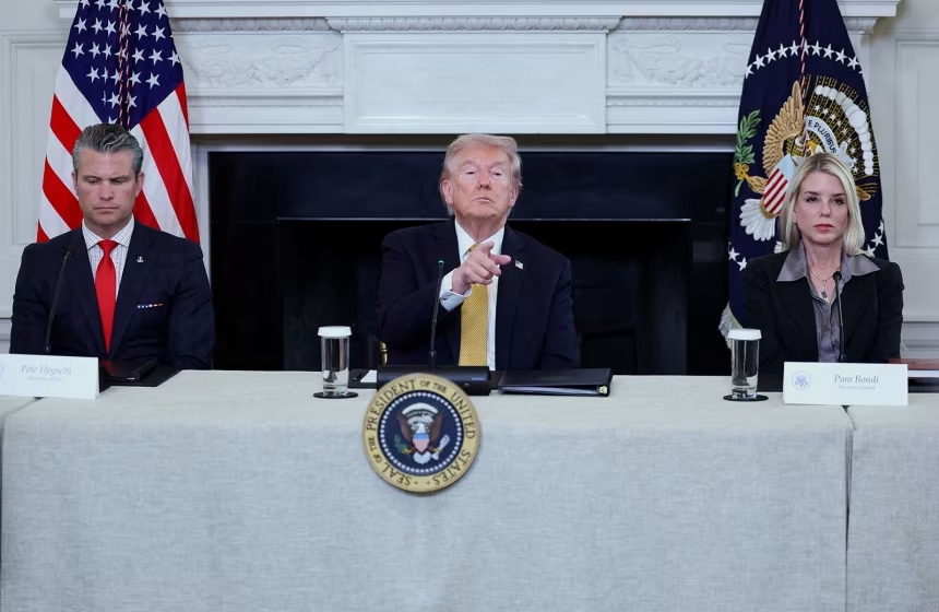 Tổng thống Mỹ Donald Trump phát biểu về chính sách chống các băng đảng ma túy và nạn buôn người, trong cuộc họp báo tại Nhà Trắng ngày 23/10/2025. Ảnh: Reuters