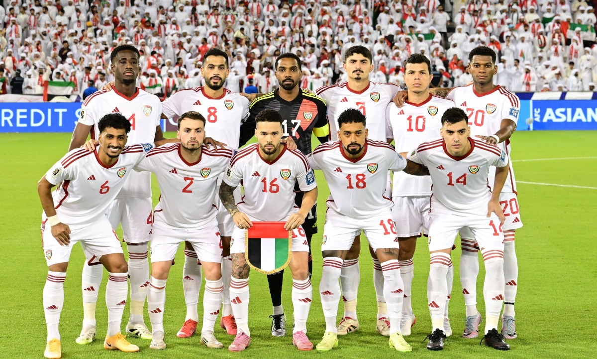 ĐT UAE ra sân trận gặp Oman với 7 cầu thủ nhập tịch ở đội hình xuất phát. (Ảnh: AFC). 