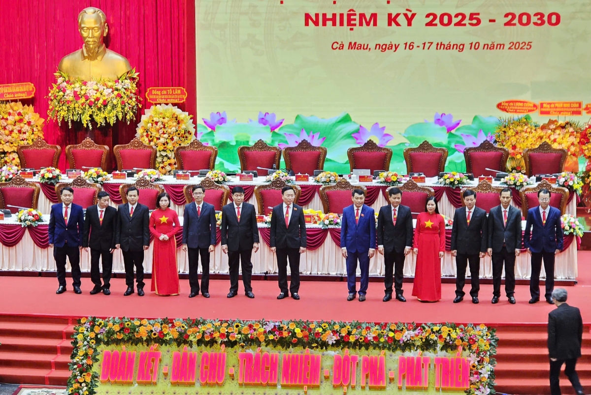 Ủy ban Kiểm tra Tỉnh ủy Cà Mau ra mắt tại Đại hội Đảng bộ tỉnh Cà Mau