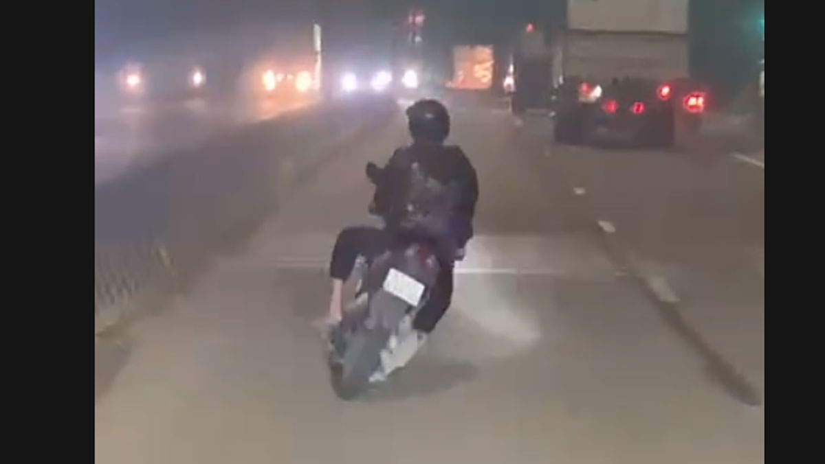 Cảnh V. lạng lách, đánh võng trong video chia sẻ mạng xã hội 