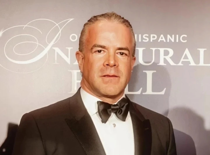 Chủ tịch Miss Universe bị truy tố để điều tra.