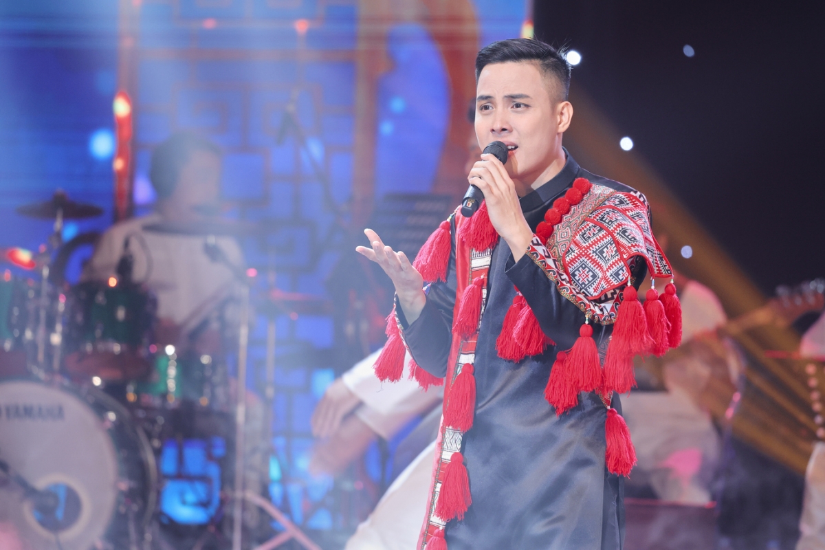 Quán quân Đặng Bảo Trung