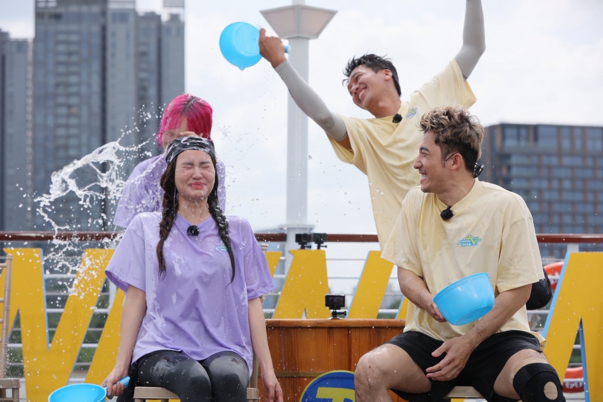 Sau chấn thương chân, Lan Ngọc trở lại Running Man Việt với thái độ gây chú ý. Suốt 3 mùa Running Man Vietnam, Ninh Dương Lan Ngọc vẫn luôn là cái tên giữ sức hút bền bỉ nhất chương trình. Là "bóng hồng" duy nhất giữa dàn cast toàn nam, Lan Ngọc chinh phục khán giả nhờ lối ứng xử thông minh, sự duyên dáng tự nhiên và khả năng tạo tiếng cười không gượng gạo.