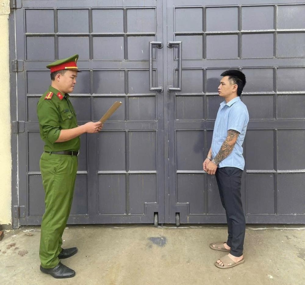 Hoàng Đình Đạt bị khởi tố, bắt tạm giam (Ảnh: Công an cung cấp).