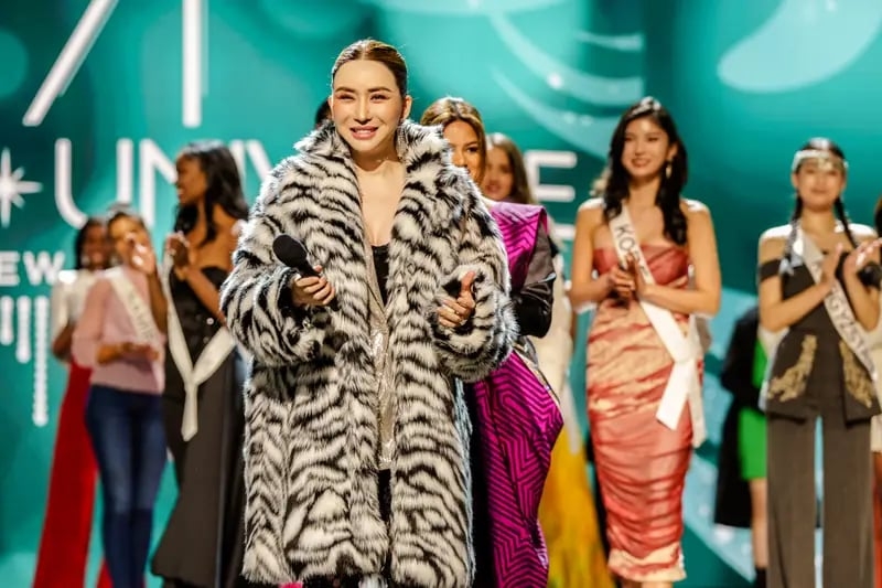 Anne Jakrajutatip là Giám đốc điều hành của Hoa hậu Hoàn vũ từ tháng 10 năm 2022 đến tháng 6 năm 2025.