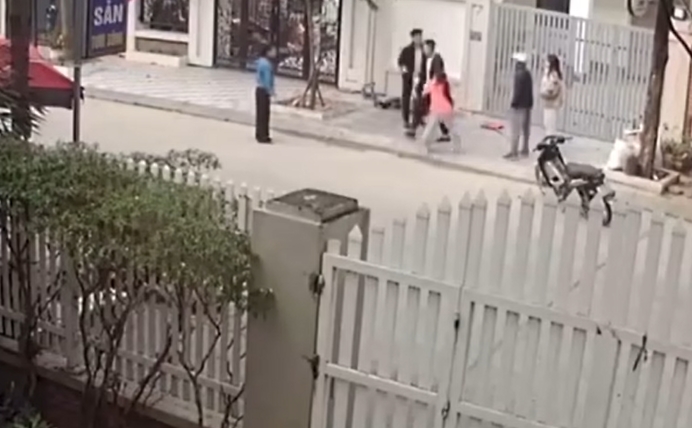 Hiện trường vụ việc. (Ảnh cắt từ clip)