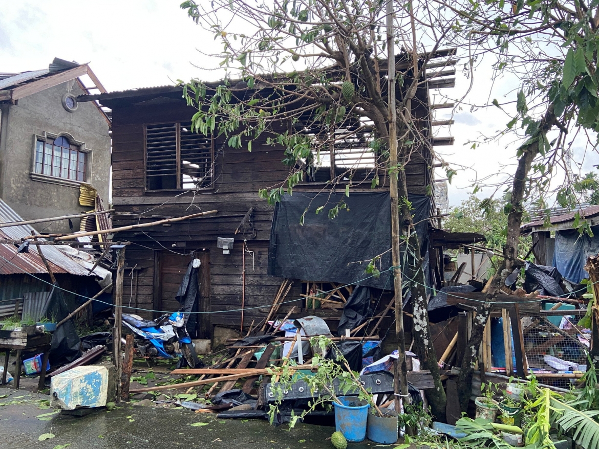 Cảnh tượng tan hoang ở Philippines sau bão.