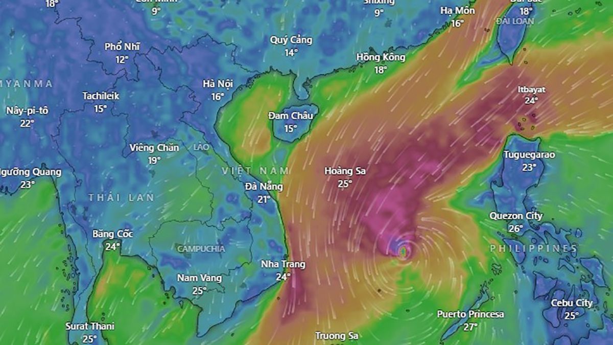 Có 2 kịch bản về hướng đi của bão KOTO (số 15) với nhiều hình thái thời tiết rất khó lường, cần hết sức đề phòng
