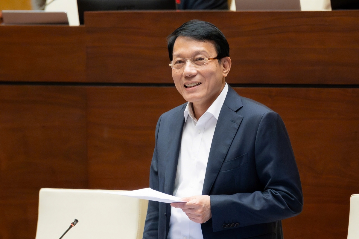 Bộ trưởng Bộ Công an Lương Tam Quang phát biểu giải trình. Ảnh: Quốc hội