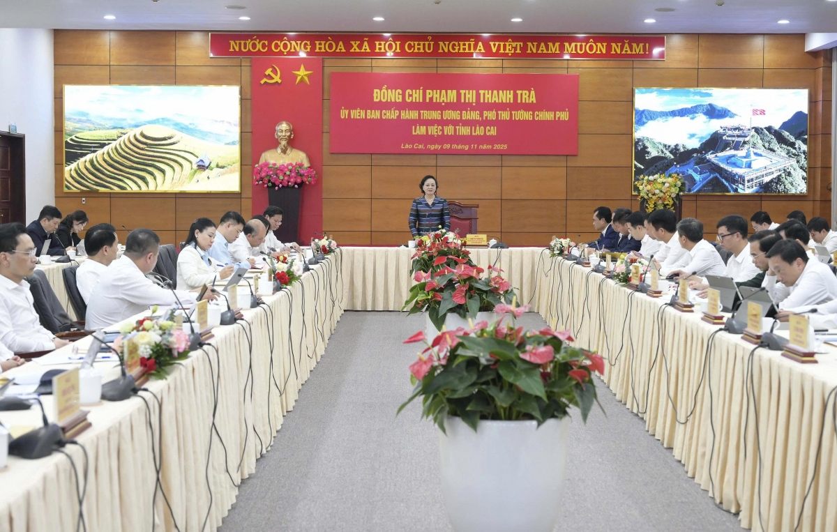 Phó Thủ tướng Phạm Thị Thanh Trà làm việc với tỉnh Lào Cai.