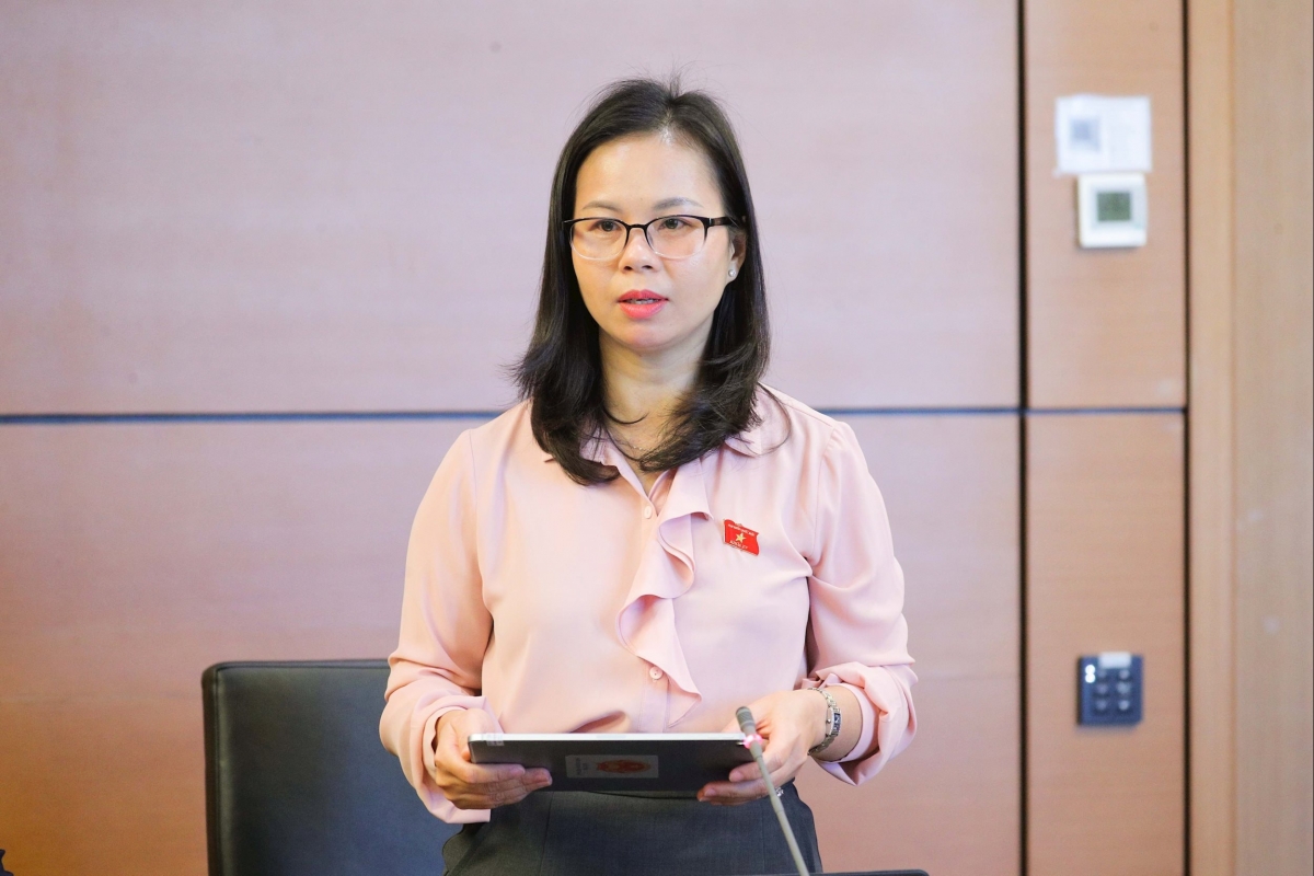 ĐBQH Chu Thị Hồng Thái (Lạng Sơn) phát biểu. Ảnh: Hồ Long