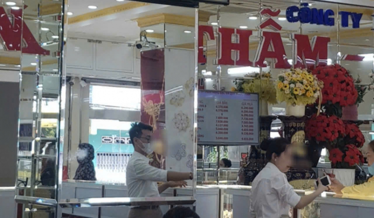 Công ty Vàng bạc đá quý Ngọc Thẫm - một trong 2 doanh nghiệp bị phạt do vi phạm phòng chống rửa tiền